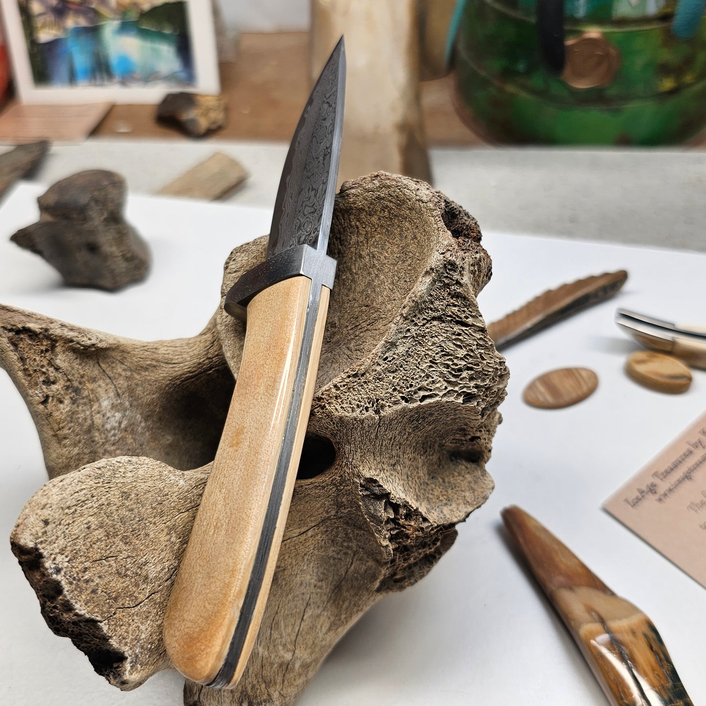 Alaska Boneyard Woolly Mammoth Ivory Grip and Damascus Blade