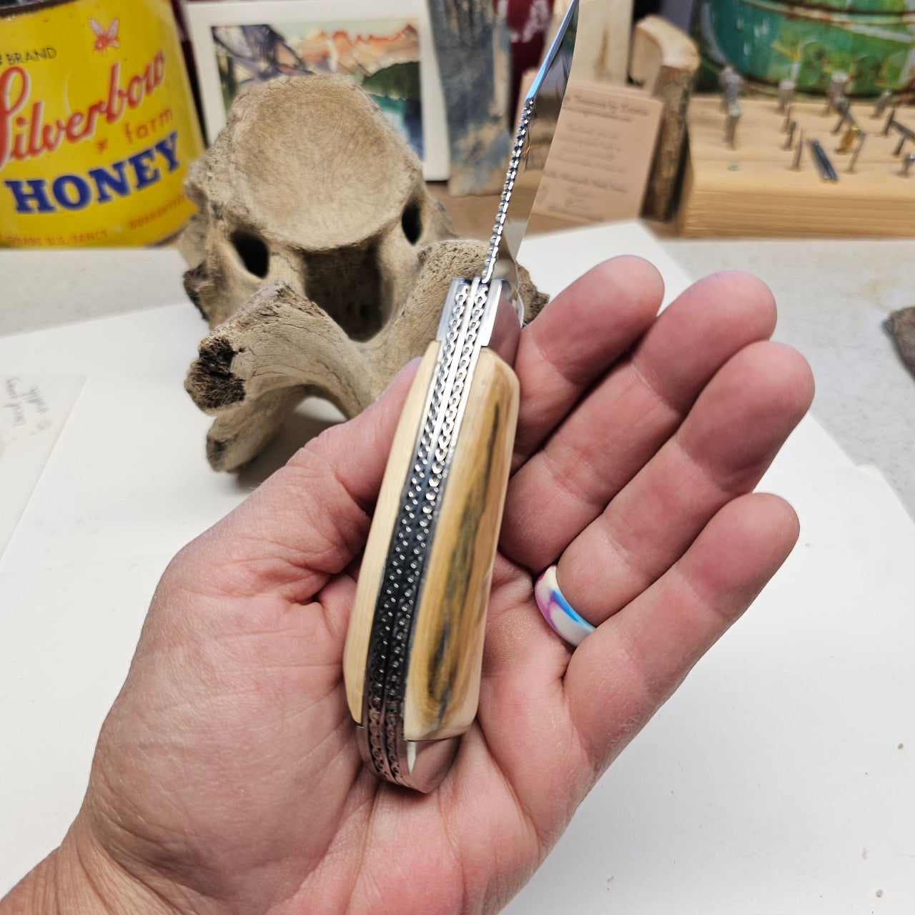 Boneyard Alaska Woolly Mammoth Ivory Grip TRAPPER Pocket Knife-Folder
