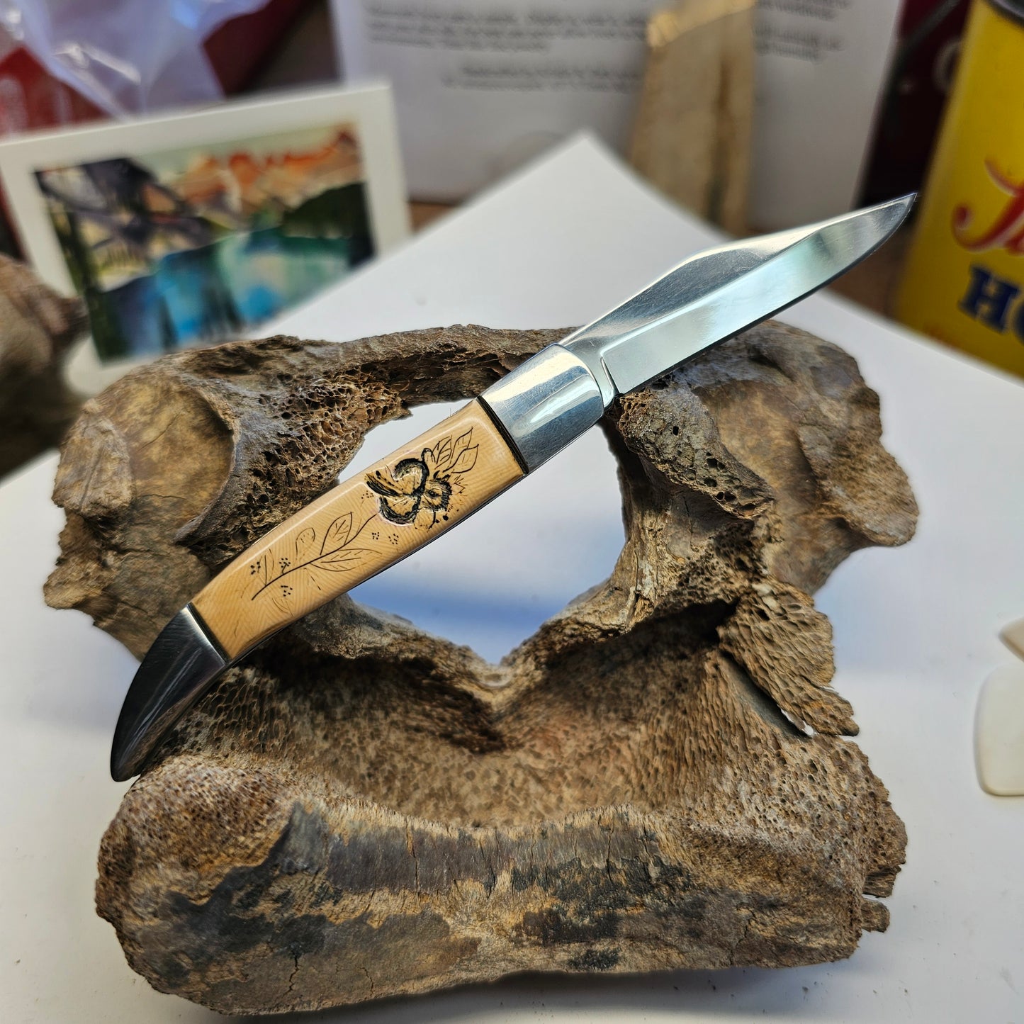 Woolly Mammoth Ivory Grip Texas Toothpick Pocket Knife with Scrimshaw