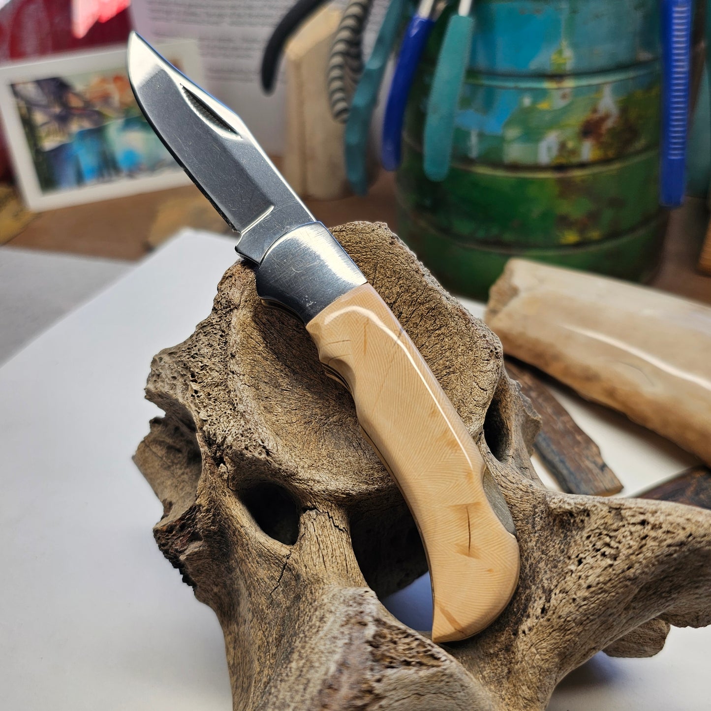 Woolly Mammoth Ivory Grip Lock Blade Pocket Knife