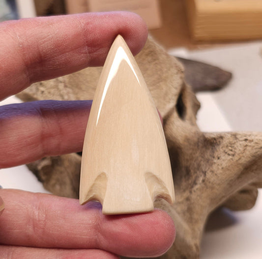 Boneyard Alaska Woolly Mammoth Ivory Arrowhead 2-1/4"