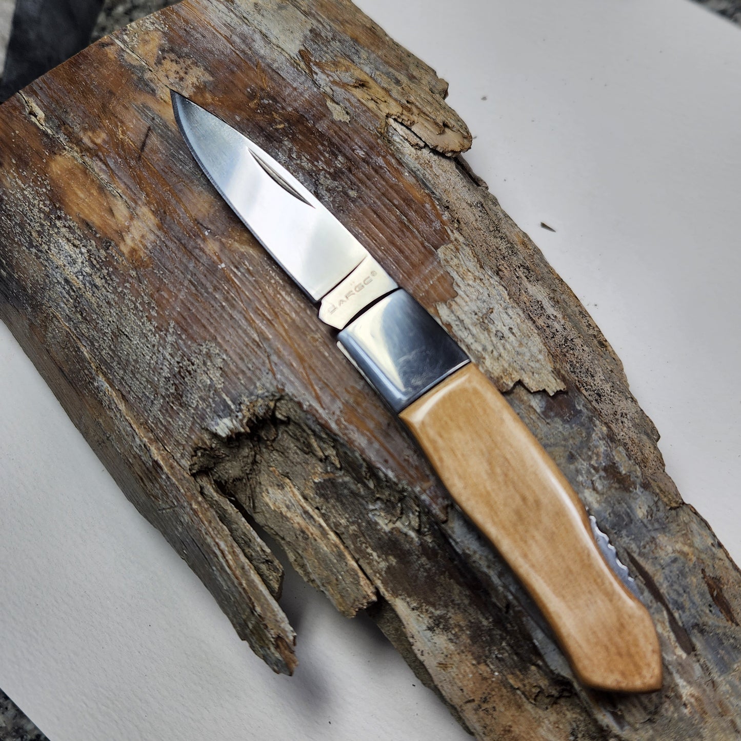 Woolly Mammoth Lock Blade Pocket Knife